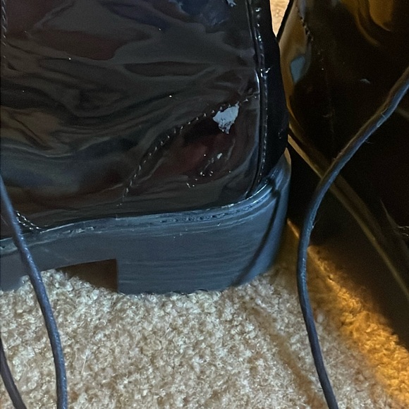 Black shiny combat boots - Picture 2 of 3